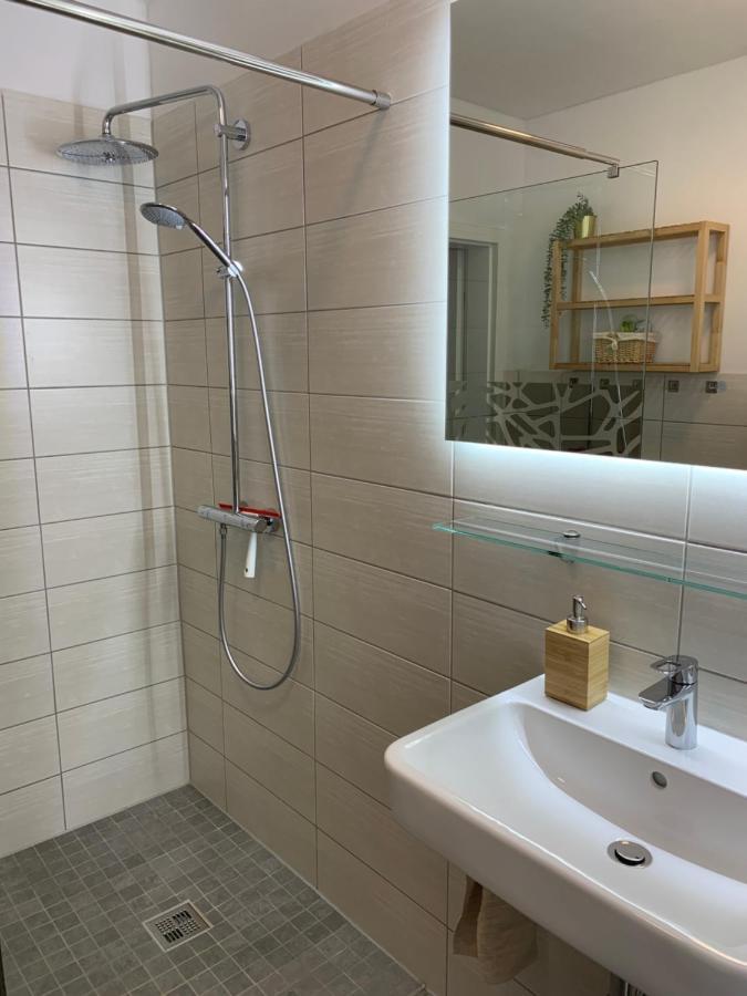 Neu: Gruene Idylle Nahe Hauptbahnhof & Hufeisensee Halle  외부 사진